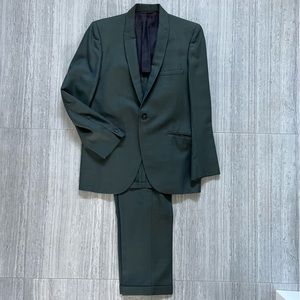 Vintage 1960s handmade mens suit in sharkskin green